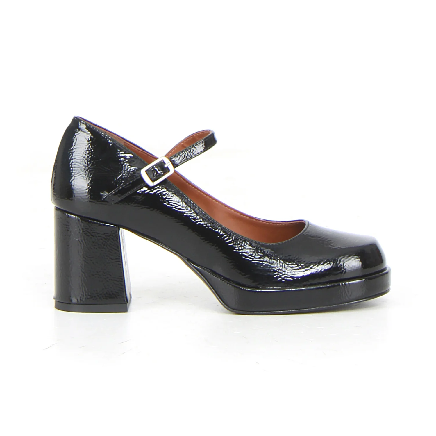 Décolleté con cinturino nero