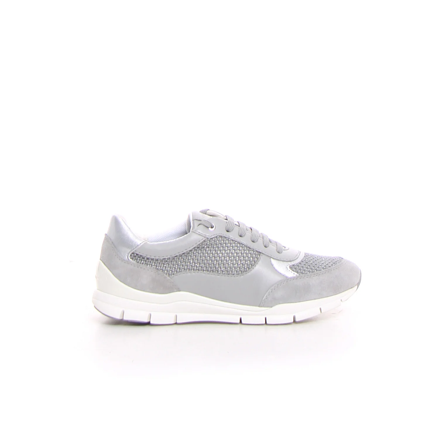 Sukie sneaker