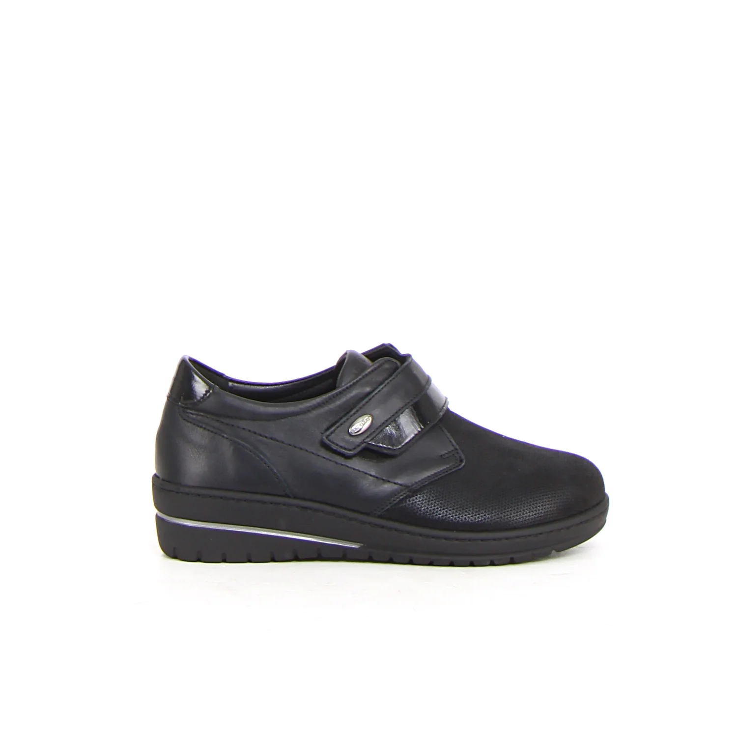 Nile scarpa con strappi