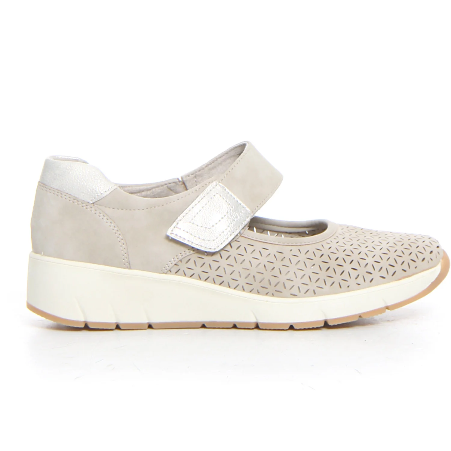 Scarpa chiusa taupe