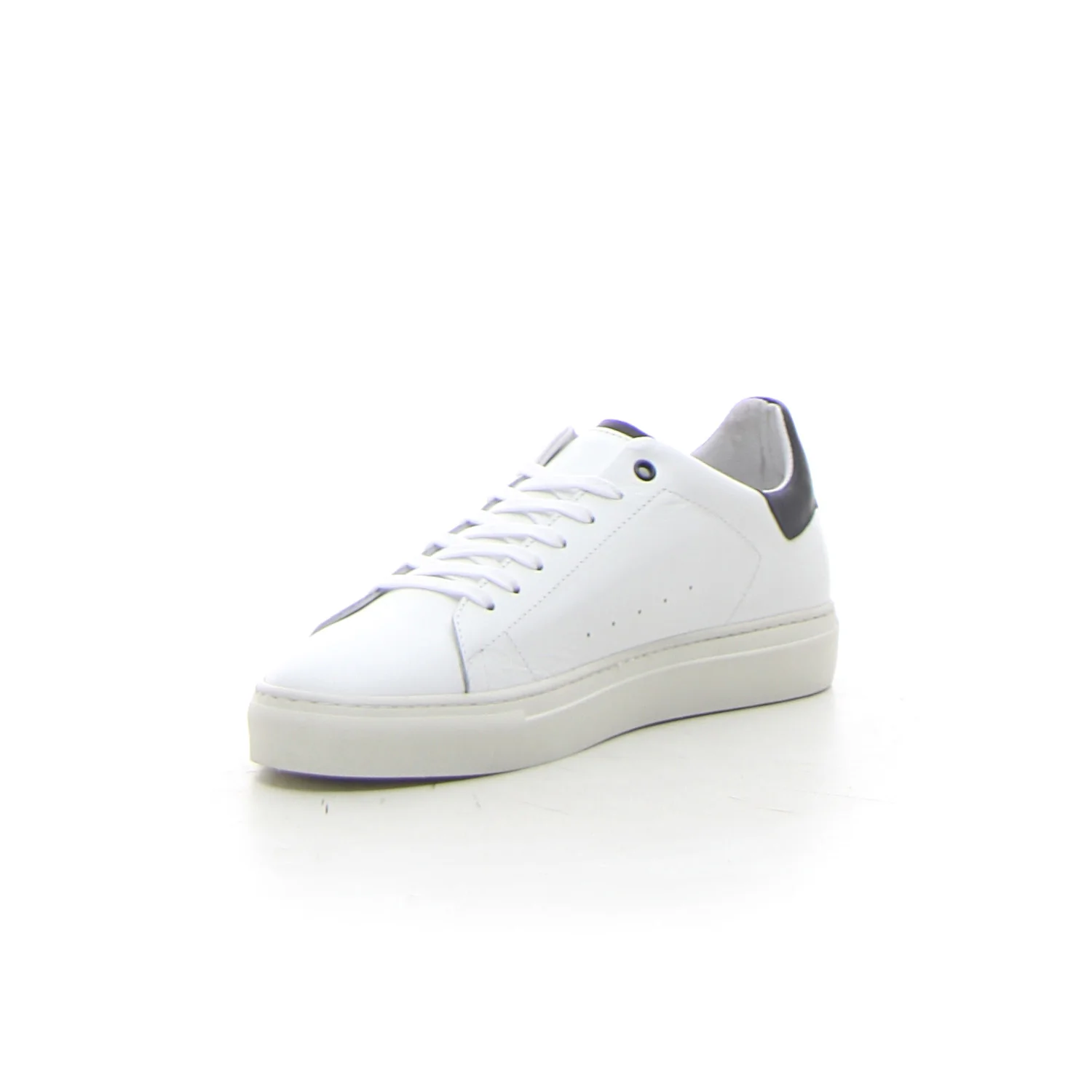 Sneaker - Image 3