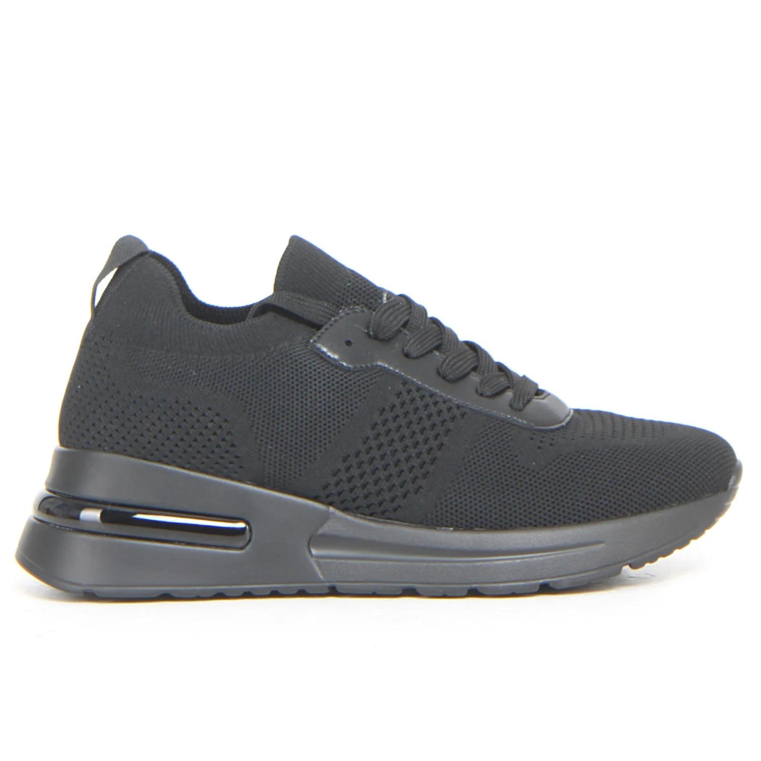 Sneaker black